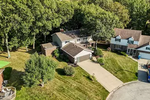 5 Inverness Dr, Bourbonnais, IL 60914 - Photo 4