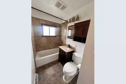 4422 Nina Terrace, Rockford, IL 61101 - Photo 8