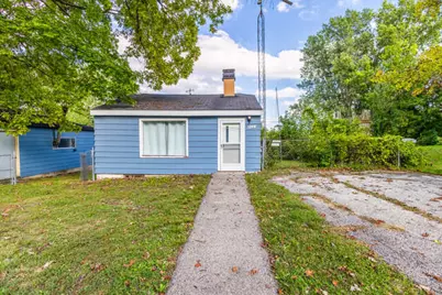 35107 N Rosewood Avenue, Ingleside, IL 60041 - Photo 2