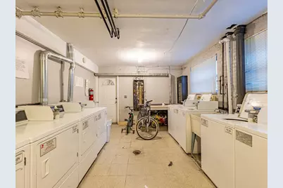 2205 W Highland Avenue #2N, Chicago, IL 60659 - Photo 10