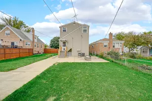 5535 S Kildare Ave, Chicago, IL 60629 - Photo 4