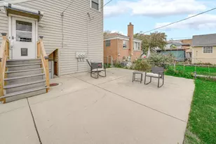 5535 S Kildare Ave, Chicago, IL 60629 - Photo 6