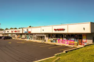 1568 Bloomingdale Rd, Glendale Heights, IL 60139 - Photo 1