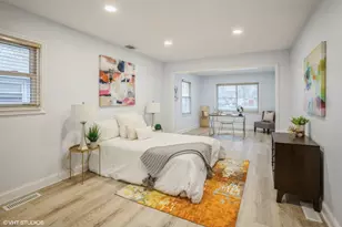 943 Maple Ln, Elk Grove Village, IL 60007 - Photo 14