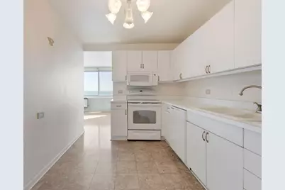 1440 N Lake Shore Drive #21H, Chicago, IL 60610 - Photo 18