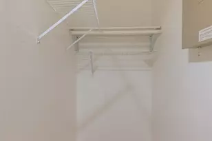 2041 W Jarvis Ave, Chicago, IL 60645 - Photo 26