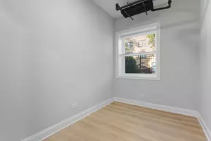 7383 N Damen Ave, Chicago, IL 60645 - Photo 10