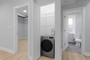 7383 N Damen Ave, Chicago, IL 60645 - Photo 8