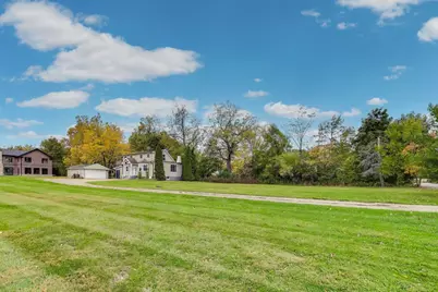 207 Shady Lane, Mundelein, IL 60060 - Photo 2