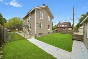 1604 Grant Ave, Rockford, IL 61103 - Photo 24