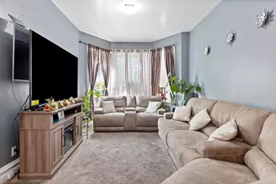 3911 N Kedzie Avenue, Chicago, IL 60618 - Photo 20