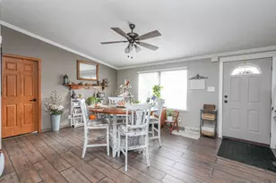 1063 Woodlawn Dr, Manteno, IL 60950 - Photo 6