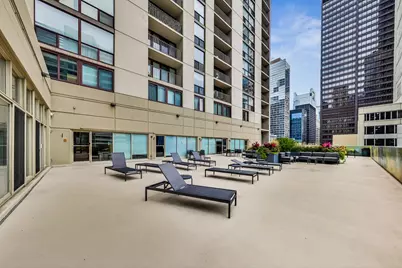 200 N Dearborn Street #3905, Chicago, IL 60601 - Photo 26