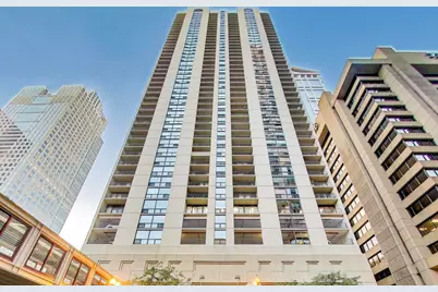 200 N Dearborn Street #3905, Chicago, IL 60601 - Photo 1