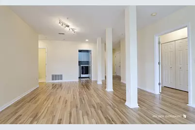 820 Weidner Road #401, Buffalo Grove, IL 60089 - Photo 10