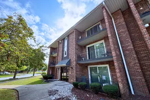 13050 S Marquette Ave, Chicago, IL 60633 - Photo 2