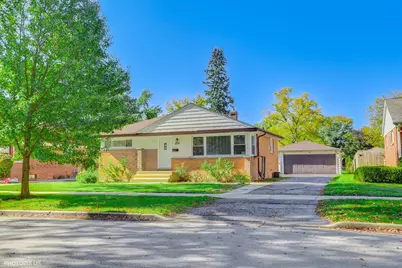 1210 Mohawk Drive, Elgin, IL 60120 - Photo 2