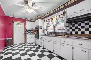 2929 23rd St, Rockford, IL 61109 - Photo 4