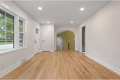 1142 N Webster Street, Naperville, IL 60563 - Photo 6