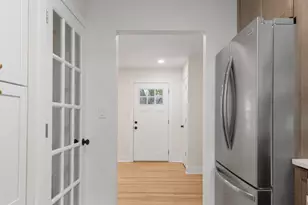 1142 N Webster St, Naperville, IL 60563 - Photo 10