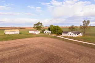 23601 N 1700 E Rd, Odell, IL 60460 - Photo 2