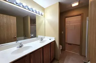 1522 Fox Sedge Trail, Woodstock, IL 60098 - Photo 16