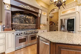 47 Stonebrook Ct, Bloomington, IL 61704 - Photo 16