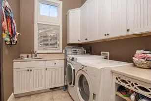 47 Stonebrook Ct, Bloomington, IL 61704 - Photo 34