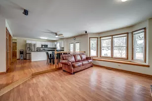 3479 Charlemaine Dr, Aurora, IL 60504 - Photo 12