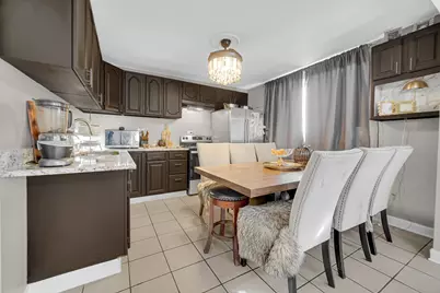 2078 N 17th Avenue, Melrose Park, IL 60160 - Photo 12