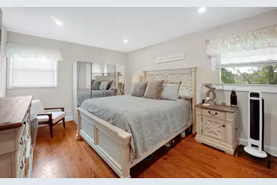 4 Wolfe Court, Woodridge, IL 60517 - Photo 16