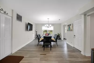 4 Wolfe Court, Woodridge, IL 60517 - Photo 12