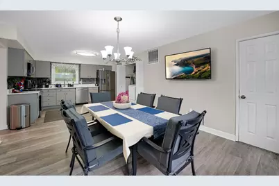 4 Wolfe Court, Woodridge, IL 60517 - Photo 8