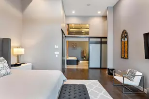 2411 W Walton St, Chicago, IL 60622 - Photo 14