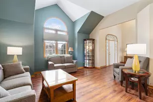 9920 Sussex Ct, Mokena, IL 60448 - Photo 2