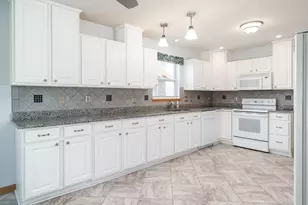 206 Bear Dusk Way, Belvidere, IL 61008 - Photo 22