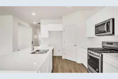 6286 Redwood Trail, Wonder Lake, IL 60097 - Photo 14