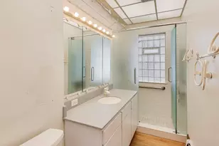 8128 Laramie Ave, Skokie, IL 60077 - Photo 14