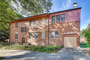 8128 Laramie Ave, Skokie, IL 60077 - Photo 2