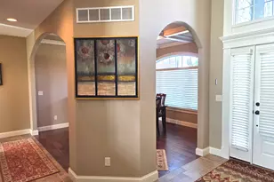 9667 Crossbow Dr N, Bloomington, IL 61705 - Photo 12