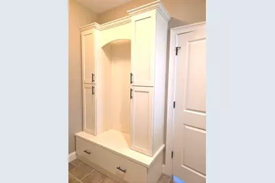 9667 Crossbow Drive N, Bloomington, IL 61705 - Photo 46