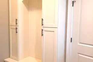 9667 Crossbow Dr N, Bloomington, IL 61705 - Photo 46