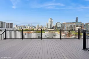 401 N Aberdeen St, Chicago, IL 60642 - Photo 30