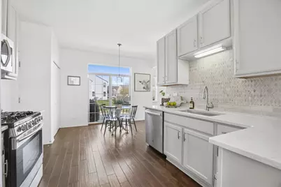 10468 Lansdale Street, Huntley, IL 60142 - Photo 6