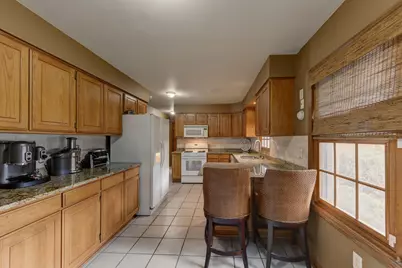 17706 Wentworth Avenue, Lansing, IL 60438 - Photo 20