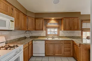17706 Wentworth Ave, Lansing, IL 60438 - Photo 18