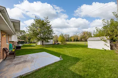 10624 S Michael Drive, Palos Hills, IL 60465 - Photo 4