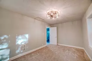 219 W Jones St, Milford, IL 60953 - Photo 44