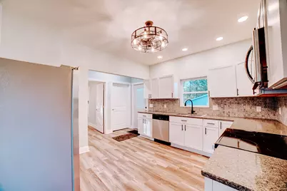 219 W Jones Street, Milford, IL 60953 - Photo 12