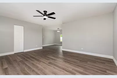 16632 Sawyer Avenue, Markham, IL 60428 - Photo 2